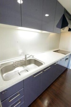 トレステージ目黒 