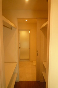MOGARO GINZA 