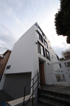ＬＥＧＡＬＡＮＤ早稲田南 