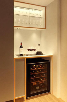 Wine Apartment（ワインアパートメント） 