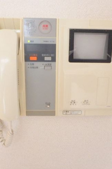 ドゥーエ新富町 