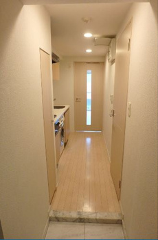 ドゥーエ新富町 