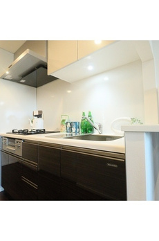LIME RESIDENCE KAMATA EAST 