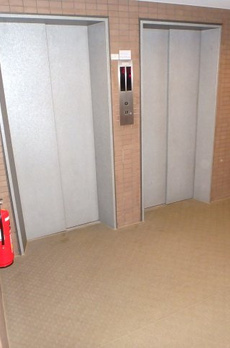 モリス日暮里駅前 