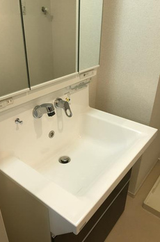 ルーチェ白金 