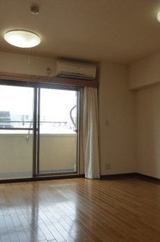 ラヴェンナ人形町 