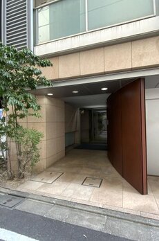 クオリア銀座やま祢ビル 