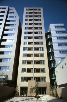 コンフォリア二番町 