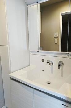 アンソレイユ代々木 