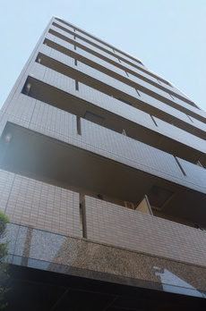 ルーブル学芸大学参番館 