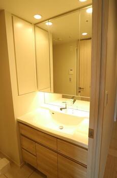 THE COURT 神宮外苑 