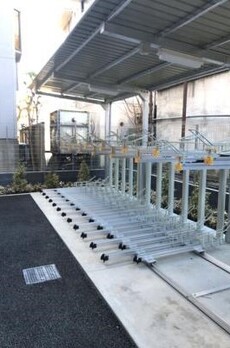 シュトラーレ神山町 