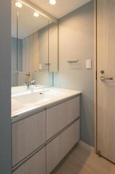 パーク・アヴェニュー神南 