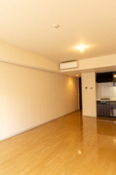 クレアーレ麹町 