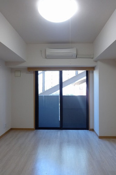 ルーブル学芸大学参番館 