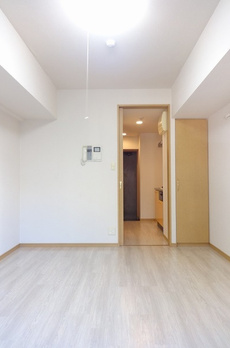 ルーブル学芸大学参番館 