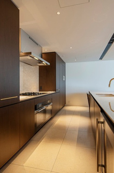 ＭＡＲＱ　ＯＭＯＴＥＳＡＮＤＯ　ＯＮＥ 