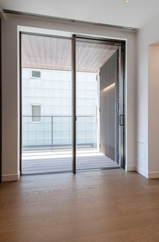 ＭＡＲＱ　ＯＭＯＴＥＳＡＮＤＯ　ＯＮＥ 