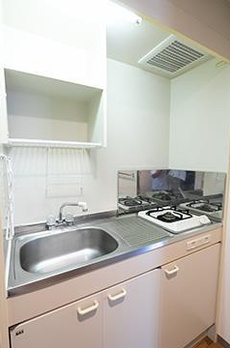 エムズ・フラッツ千駄ヶ谷 