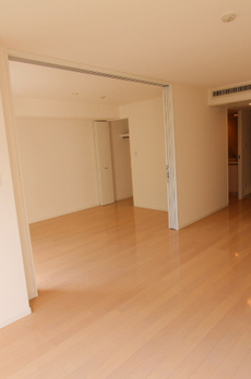 プライムアーバン市谷仲之町 