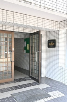 スカイコート都立大学 