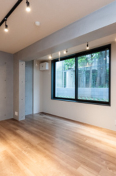 ＧＲＡＮＤＲＥＳＩＤＥＮＣＥ　ＡＳＡＧＡＹＡ 
