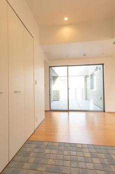 Ｋｅｙａｋｉ　Ｔｅｒｒａｃｅ　恵比寿南 