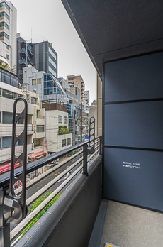 THE AXIS KOJIMACHI 