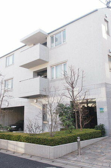 ＡＺ小石川 