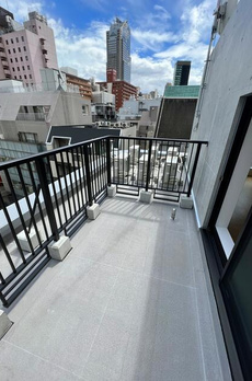 Ｂｌｏｏｍ　Ｔｏｗｅｒ　Ｎｉｓｈｉｓｈｉｎｊｕｋｕ 