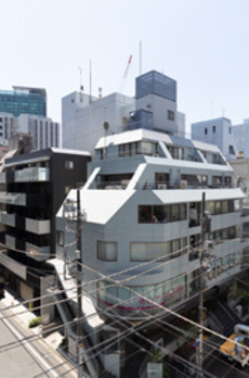 ＮＪＫ　ＭＡＲＱＵＩＳ　ＯＭＯＴＥＳＡＮＤＯ 