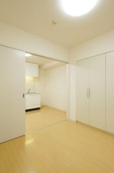 フォレシティ富ヶ谷 