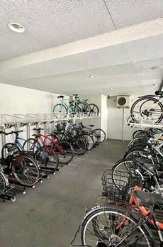 レジディア四谷三丁目 