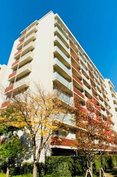 Ｂｒｉｌｌｉａ　ｉｓｔ　三軒茶屋　アイビーテラス 