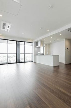 グランヴィスタ神田練塀町 