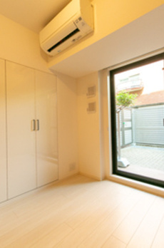 パークアクシス市谷加賀町 