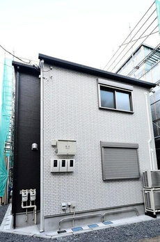 メゾン三田綱町 
