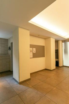 ＡＶＥＮＩＲ渋谷本町 