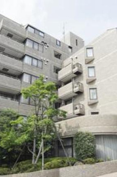 フラット緑ケ岡 