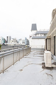 フラット緑ケ岡 
