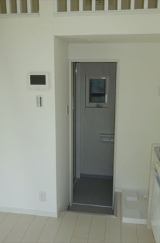 キャトル三軒茶屋 