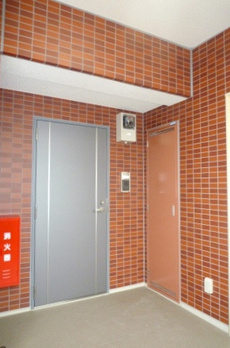 フリッシュ八重洲 