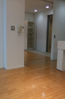 南青山STUDIO FLAT 
