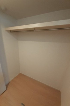 ウエスト　シックス 
