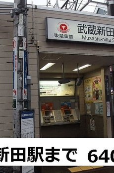 コリーヌ　Ｈ 