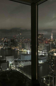 ＴＨＥ　ＴＯＫＹＯ　ＴＯＷＥＲＳ　ＳＥＡＴＯＷＥＲ 