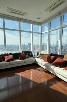 ＴＨＥ　ＴＯＫＹＯ　ＴＯＷＥＲＳ　ＳＥＡ　ＴＯＷＥＲ 