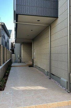 Ｕｎ　Ｒｅｖｅ　Ｎａｋａｎｏ 