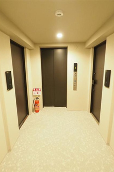 クロスレジデンス日本橋本町 