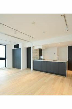ＢＥＥＶＡＬＬＥＹ　ＹＯＹＯＧＩＵＥＨＡＲＡ 
